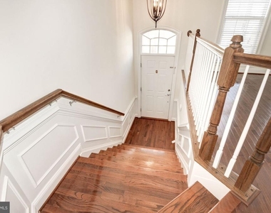 25442 Hopton House Terrace - Photo Thumbnail 1