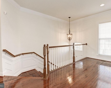 25442 Hopton House Terrace - Photo Thumbnail 26