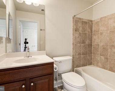 25442 Hopton House Terrace - Photo Thumbnail 19