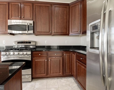 25442 Hopton House Terrace - Photo Thumbnail 9
