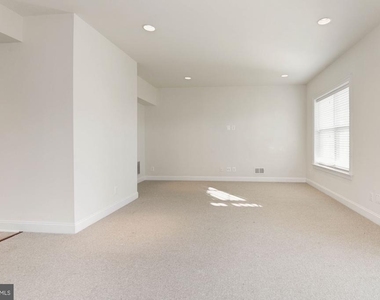 25442 Hopton House Terrace - Photo Thumbnail 20