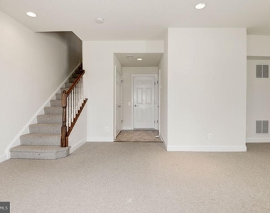 25442 Hopton House Terrace - Photo Thumbnail 21