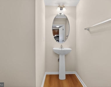 24690 Byrne Meadow Square - Photo Thumbnail 17