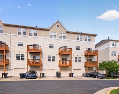 24690 Byrne Meadow Square - Photo Thumbnail 19