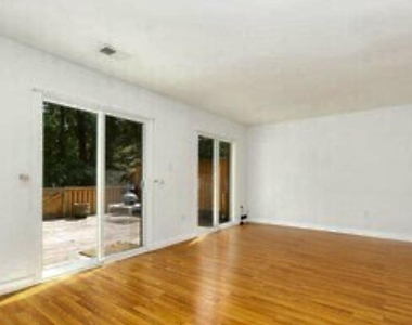1415 Greenmont Court - Photo Thumbnail 19