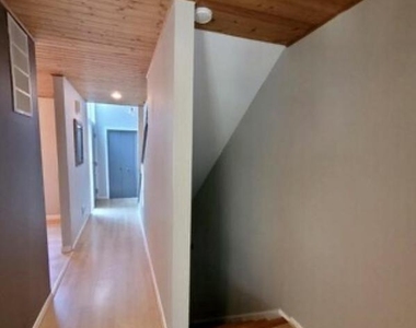 1415 Greenmont Court - Photo Thumbnail 18
