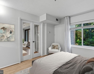 8360 Greensboro Drive - Photo Thumbnail 41
