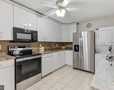 8360 Greensboro Drive - Photo Thumbnail 29