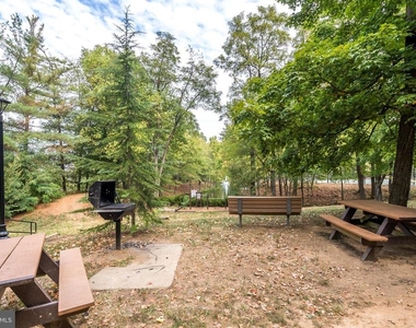 8360 Greensboro Drive - Photo Thumbnail 7