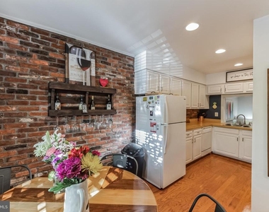5920 Prince George Drive - Photo Thumbnail 7