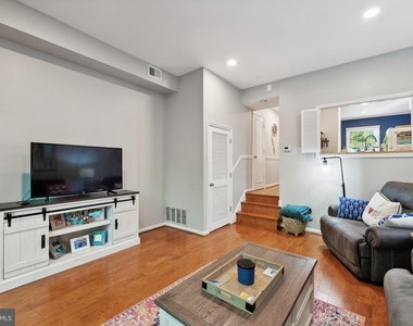 5920 Prince George Drive - Photo Thumbnail 13