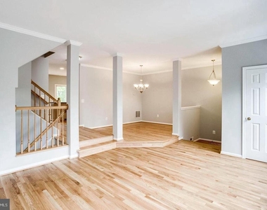 12476 Casbeer Drive - Photo Thumbnail 5