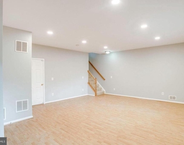 12476 Casbeer Drive - Photo Thumbnail 31