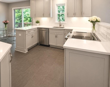 4912 Bexley Lane - Photo Thumbnail 8