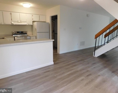2130 Cartwright Place - Photo Thumbnail 4