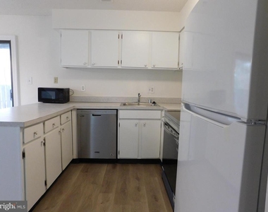 2130 Cartwright Place - Photo Thumbnail 9