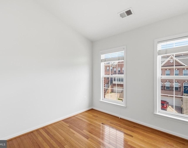 9148 Furey Road - Photo Thumbnail 23