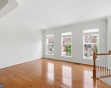 9148 Furey Road - Photo Thumbnail 4