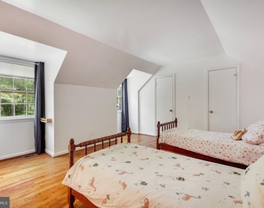 1427 Laurel Road - Photo Thumbnail 40