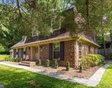 1427 Laurel Road - Photo Thumbnail 1