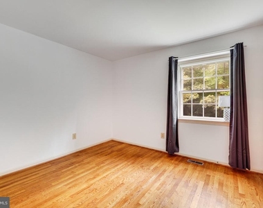 1427 Laurel Road - Photo Thumbnail 26