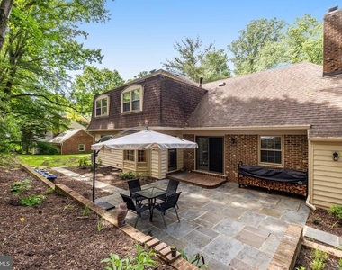 1427 Laurel Road - Photo Thumbnail 54