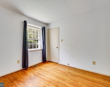 1427 Laurel Road - Photo Thumbnail 27