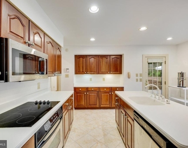 1427 Laurel Road - Photo Thumbnail 19