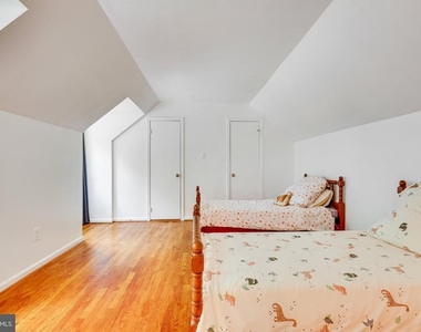 1427 Laurel Road - Photo Thumbnail 42