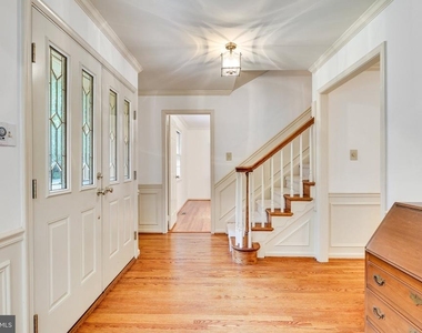 1427 Laurel Road - Photo Thumbnail 4
