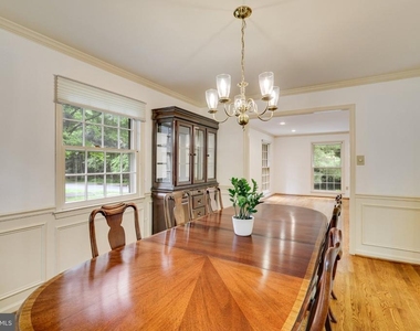 1427 Laurel Road - Photo Thumbnail 16
