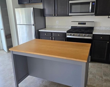 243 Crofton Court - Photo Thumbnail 1