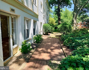 1628 Ripon Place - Photo Thumbnail 17