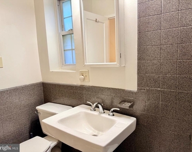 1628 Ripon Place - Photo Thumbnail 9