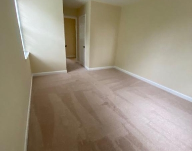 4608 31st Road S - Photo Thumbnail 9