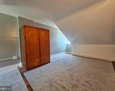 605 E Centre Street - Photo Thumbnail 11