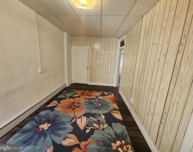 605 E Centre Street - Photo Thumbnail 10