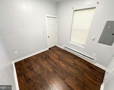 1257 N 23rd Street - Photo Thumbnail 4