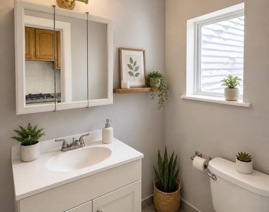 2037 N 8th Street - Photo Thumbnail 4