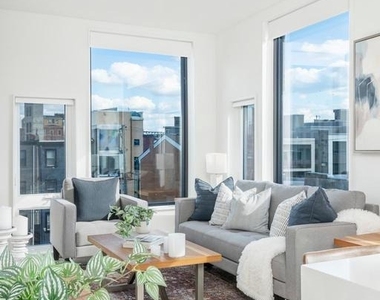1131 N Front Street - Photo Thumbnail 10