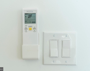 1131 N Front Street - Photo Thumbnail 30