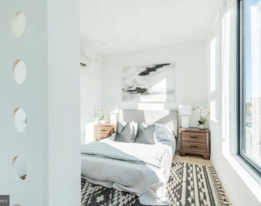 1131 N Front Street - Photo Thumbnail 25