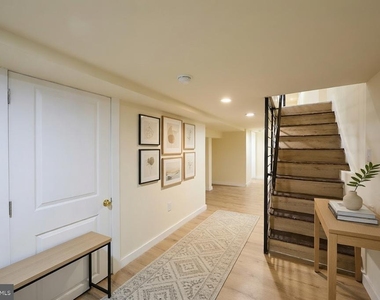 1558 N Randolph Street - Photo Thumbnail 6