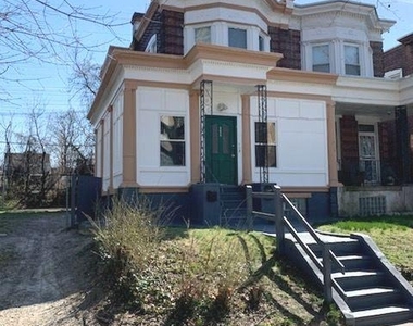 1300 Wagner Avenue - Photo Thumbnail 1