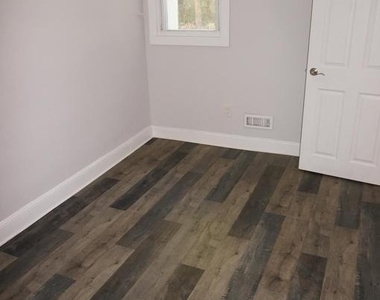 5618 Utah Street - Photo Thumbnail 11