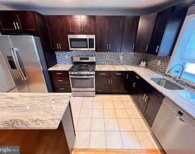 327 Righter Street - Photo Thumbnail 11