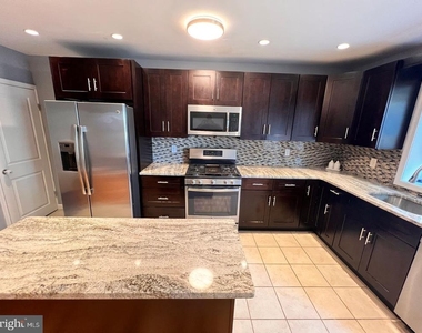 327 Righter Street - Photo Thumbnail 9