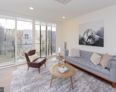 1203 Germantown Avenue - Photo Thumbnail 28