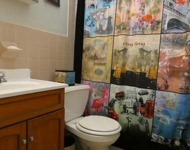 4207 Chester Avenue - Photo Thumbnail 7