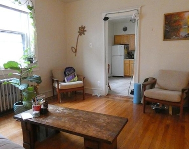 4207 Chester Avenue - Photo Thumbnail 3
